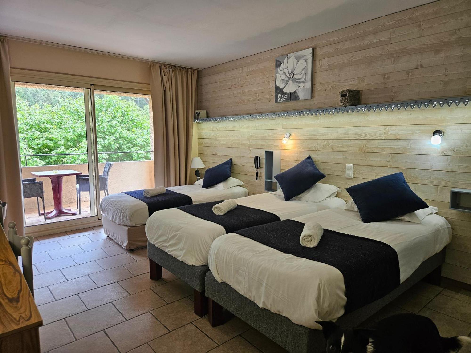 Hotel Le Mont Barral Creyers Exterior photo